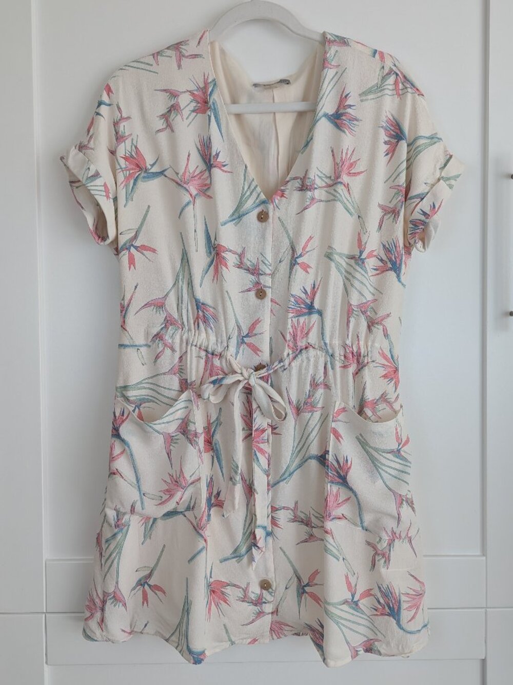 Tart Cream Floral Mini Dress Button Front Dolman Short Sleeve V-Neck Size M